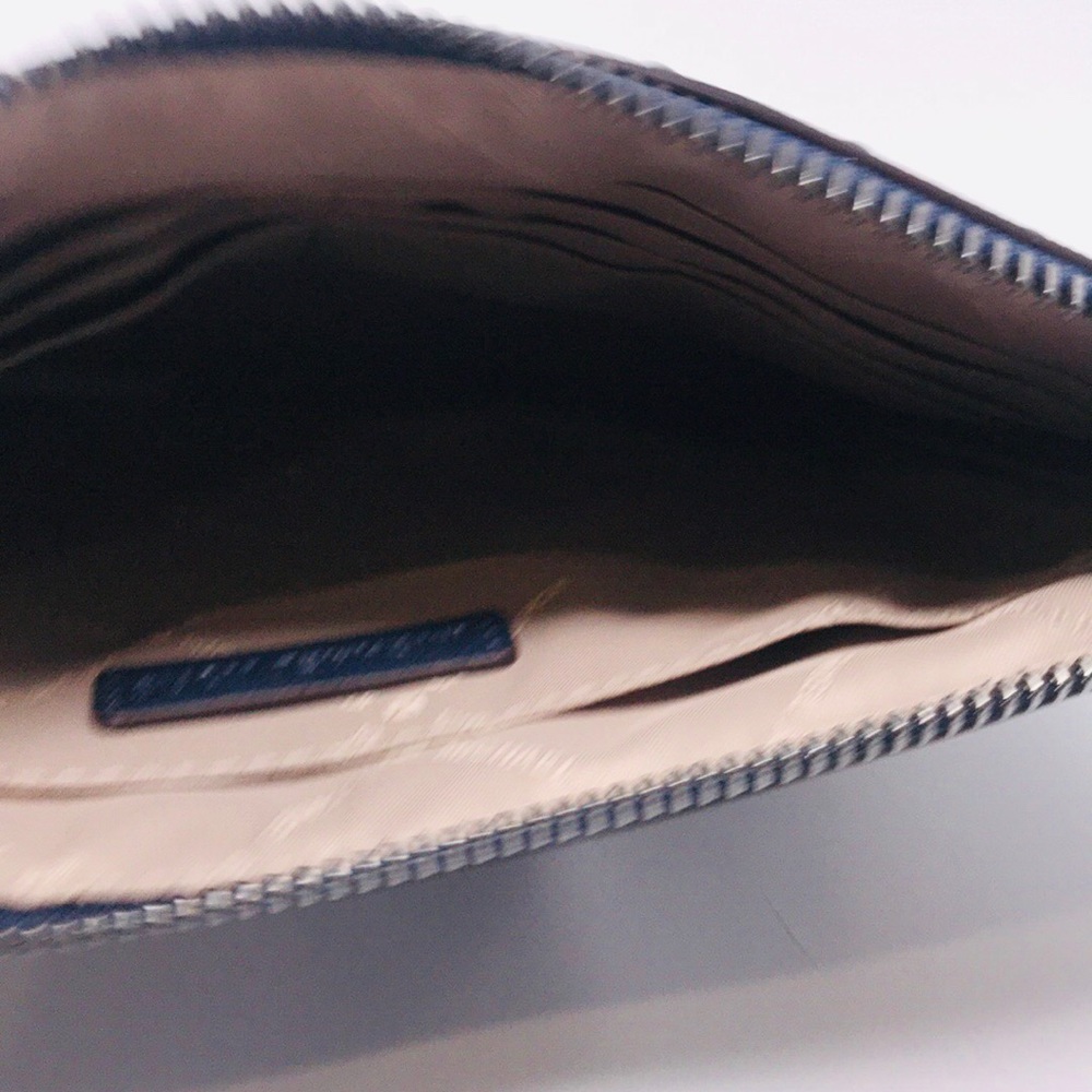 Michael Kors Hand Clutch - Picture 4 of 4